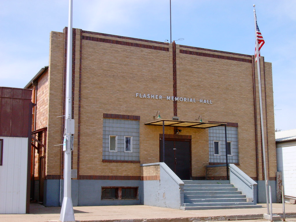 Flasher Memorial Hall (Flasher, North Dakota) Flasher is a… Flickr