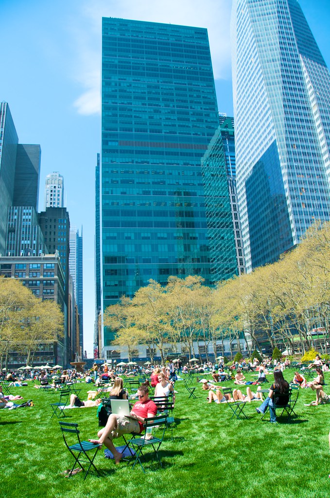 Bryant Park, late Apr 2009 14 Note this photo was publi… Flickr
