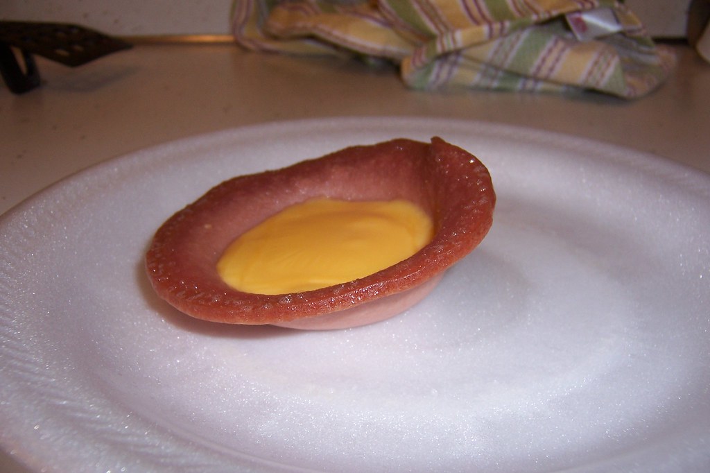 bologna bowl Bologna Bowl cook in microwave unitl edges c… Flickr