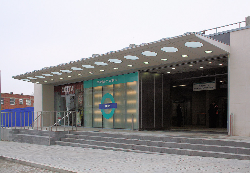 Woolwich Arsenal DLR station Woolwich New Road entrance, o… Flickr