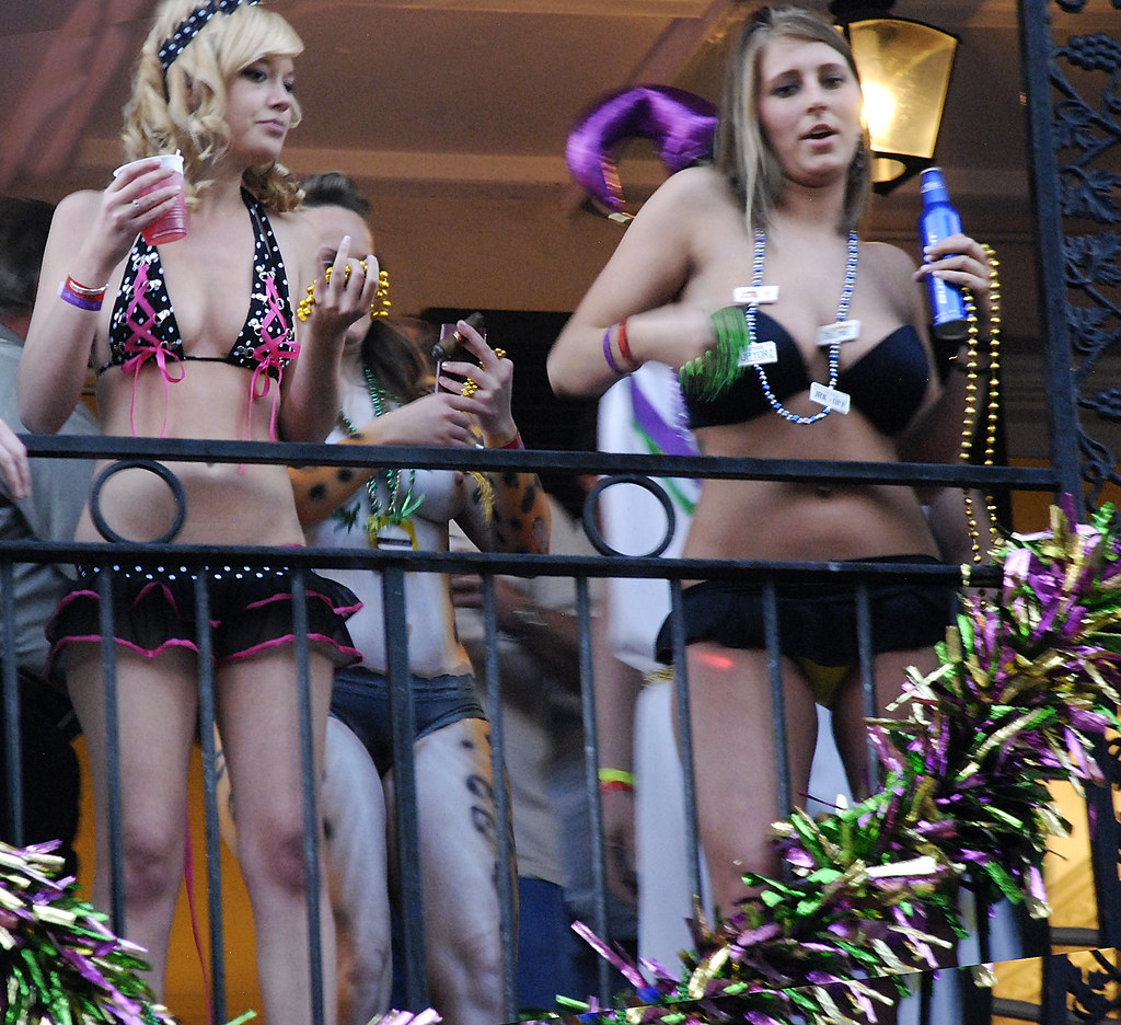 New Orleans, Mardi Gras, Sexy Balcony Show | Pulicciano | Flickr