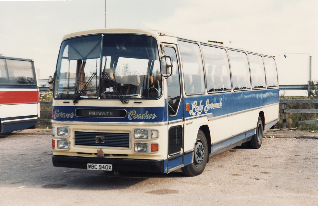 UK COACHES_0004 BUSVIEWS1988 Flickr