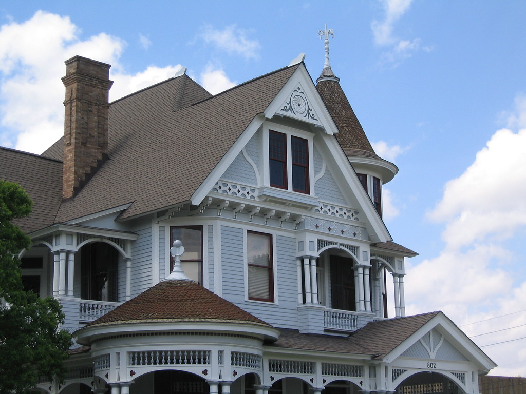 McLeod House 802 North Main Street Hattiesburg, MS 39401 kingsmill