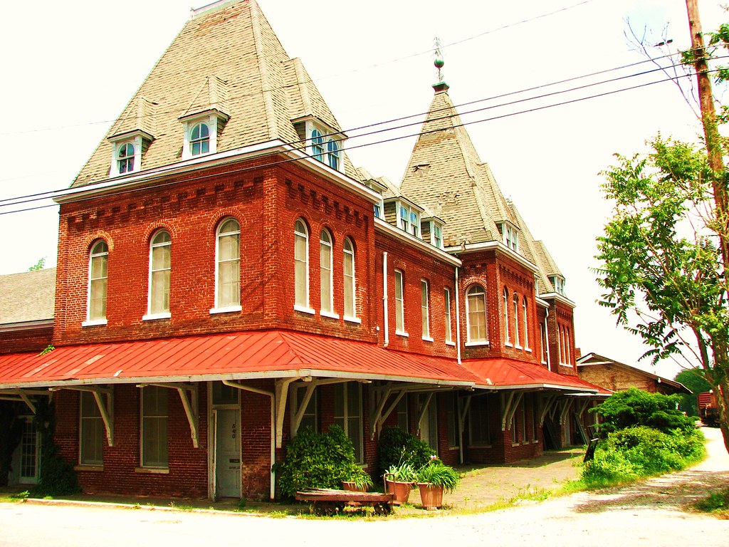 Holly Springs, MS Passenger Depot The old 1890's era passe… Flickr