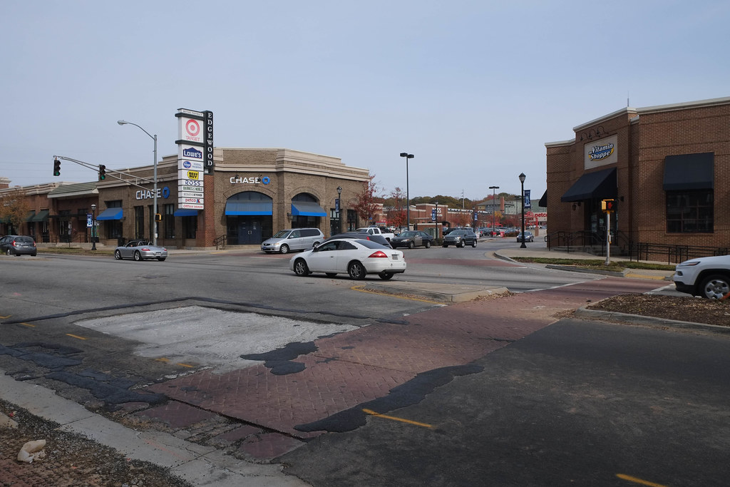 Edgewood Retail Paul Sableman Flickr