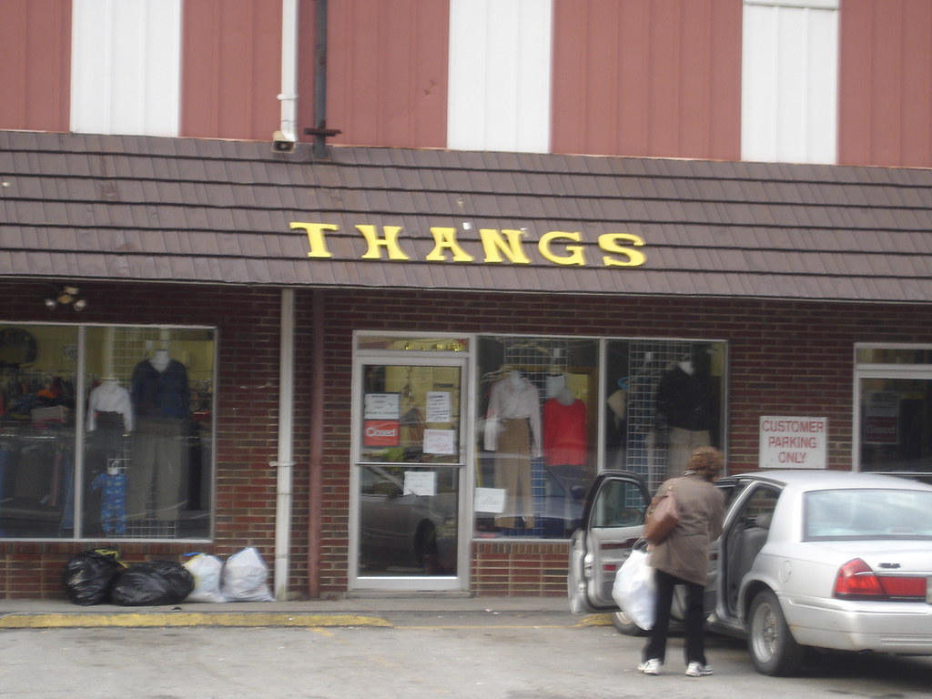THANGS Conisignment store in Grundy, VA. Andy Gill Flickr