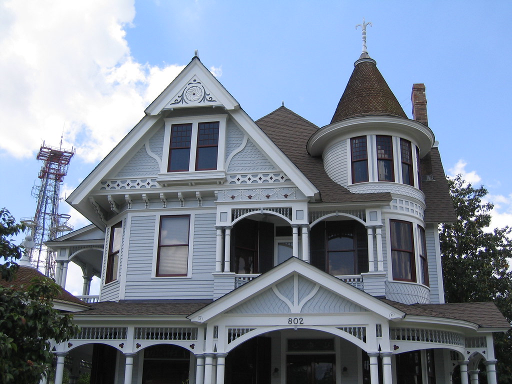 McLeod House 802 North Main Street Hattiesburg, MS 39401 kingsmill