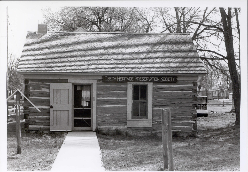 Tabor Log School, Tabor, South Dakota Location Vancura Pa… Flickr