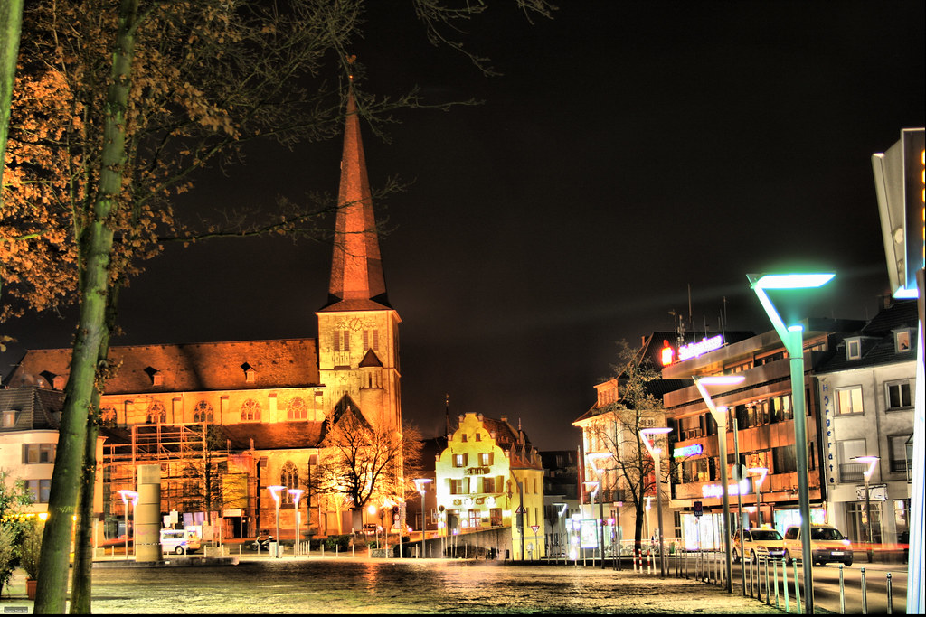 Alter Markt Mönchengladbach Don't use any image from this … Flickr