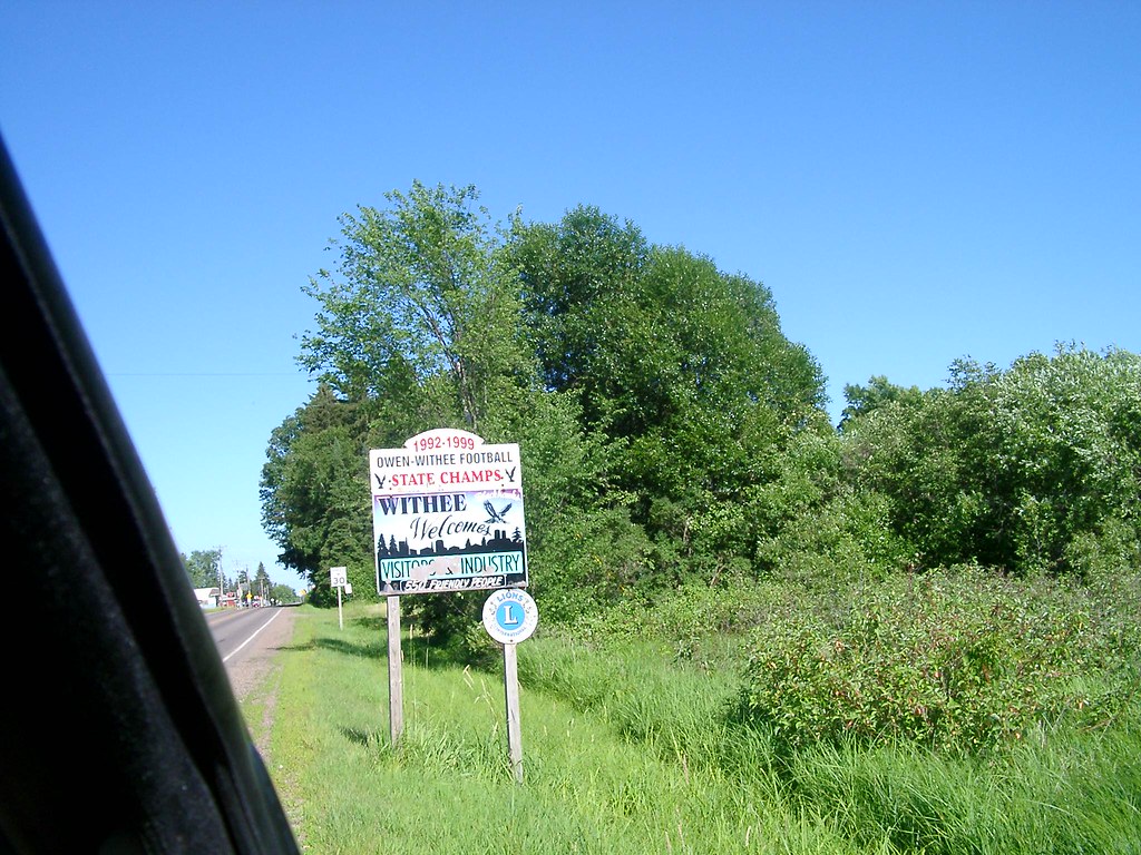 Entering Withee Wisconsin Withee Wisconsin sign. I… Flickr