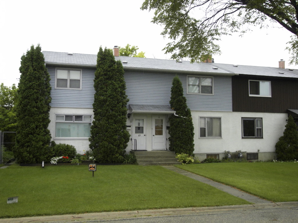 15 Beaumont Bay_West Fort Garry_Winnipeg_Houses for Sale_S… Flickr