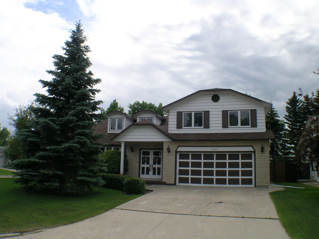 14 Kilmarnock Bay_St Vital_Winnipeg_Houses for Sale_Sold_K… Flickr