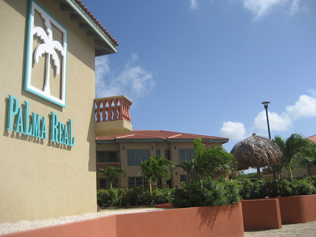 Palma Real Aruba Palma Real condo complex arubabeaches Flickr
