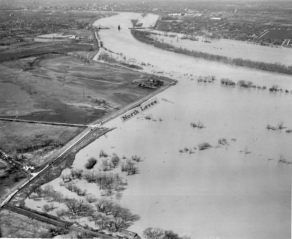 Missouri River Flood of 1952. &quot,Water laps at city levees… Flickr