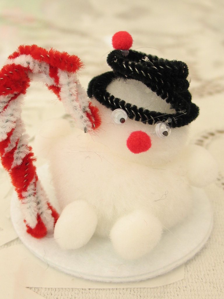 Pom Pom Snowman 1 by my sister Eva Flickr