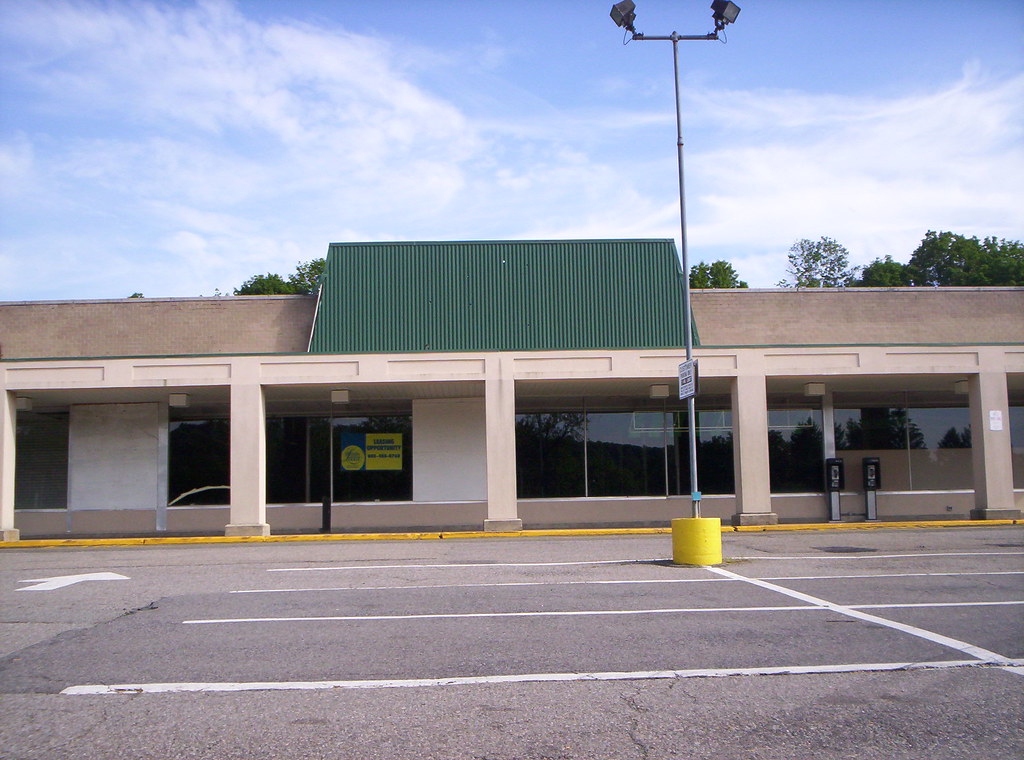 Acme Washington, NJ Warren Plaza, Rt 57; Again kind of o… Flickr