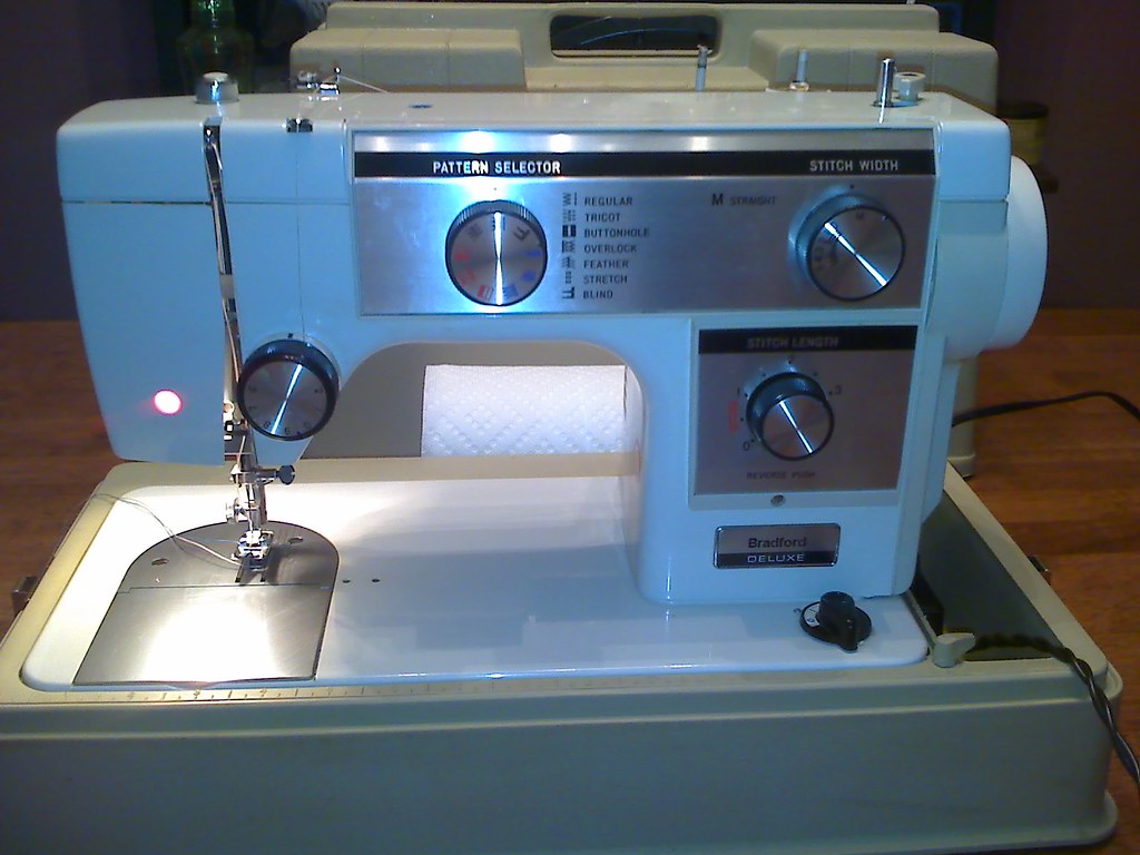 Bradford Deluxe W.T.G 950 Sewing Machine Flickr