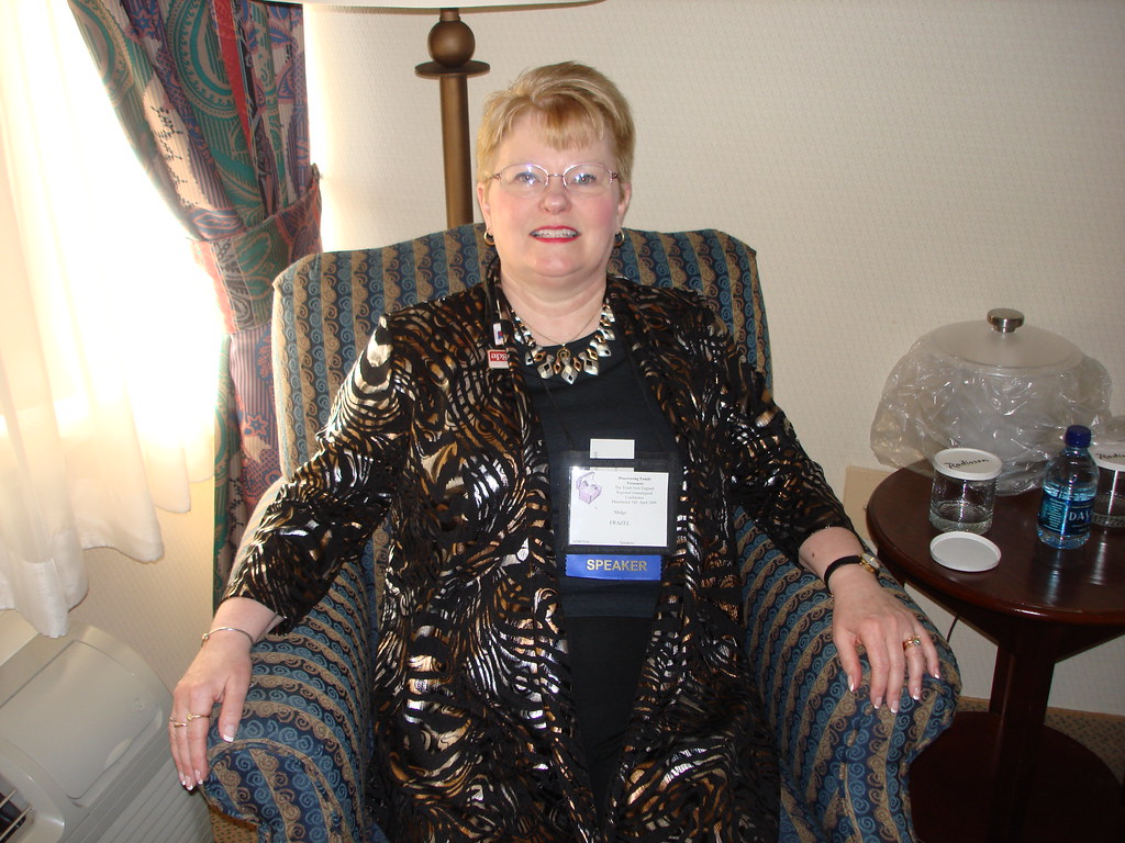 Midge Before Speaking! DSC02231 Midge Frazel Flickr