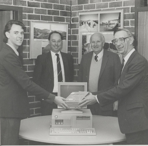 Scott Trevithick receives his computer from the ViceChanc… Flickr