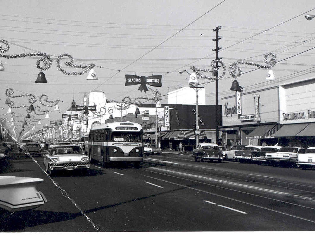 Atkinson Transportation Co. Southbound on Pacific Blvd., H… Flickr