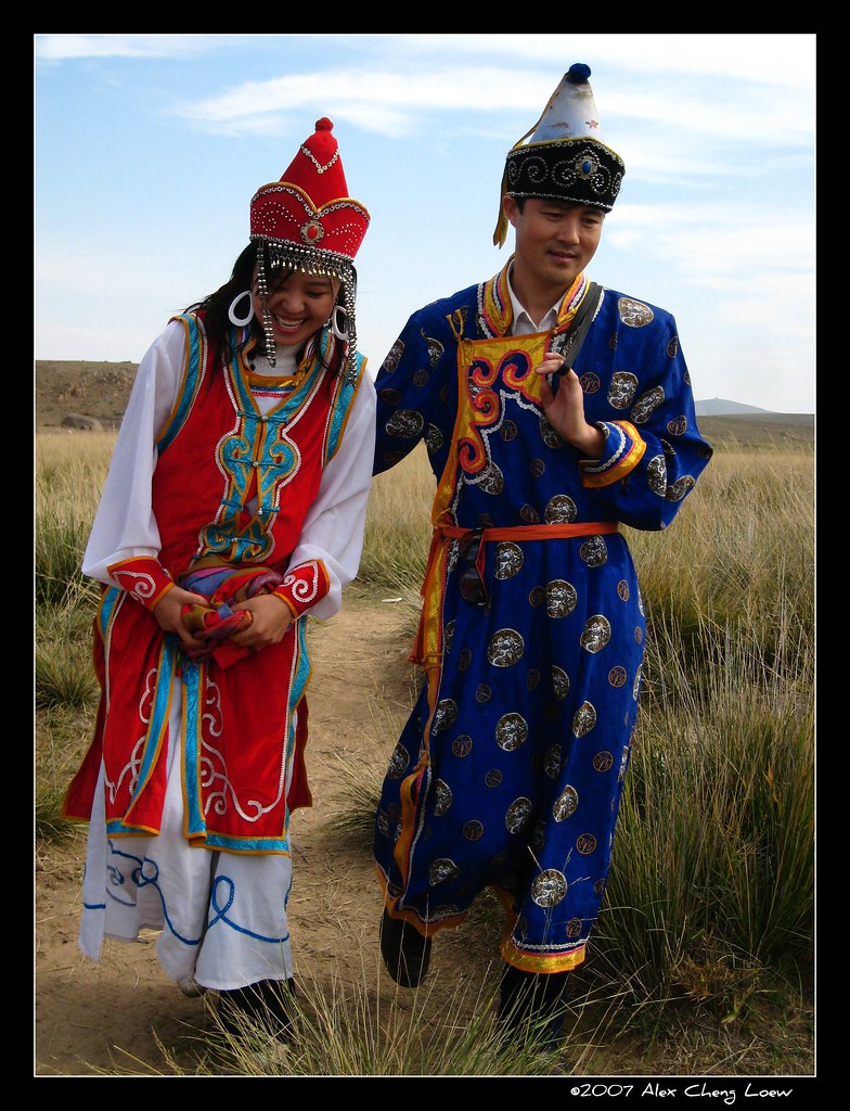 Traditional Mongolian wedding dress Alex Cheng Loew Flickr