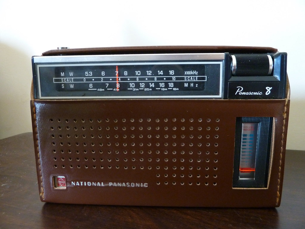 National Panasonic R222 2 band radio from 70s. Flickr