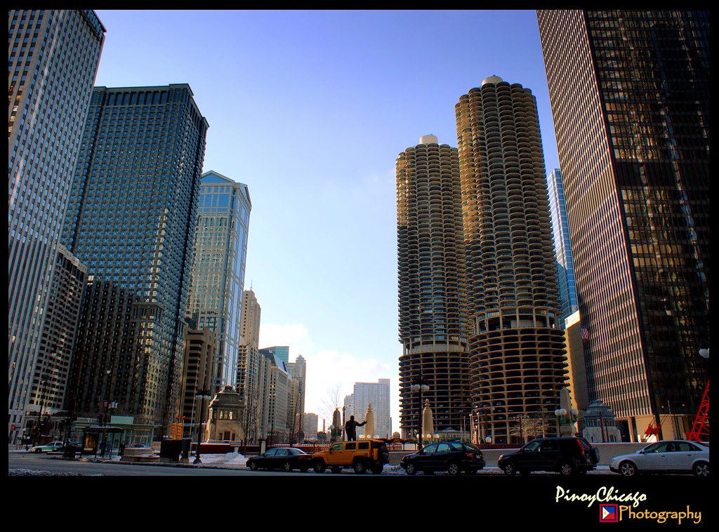 Marina City Chicago Marina City is a complex of two 60sto… Flickr