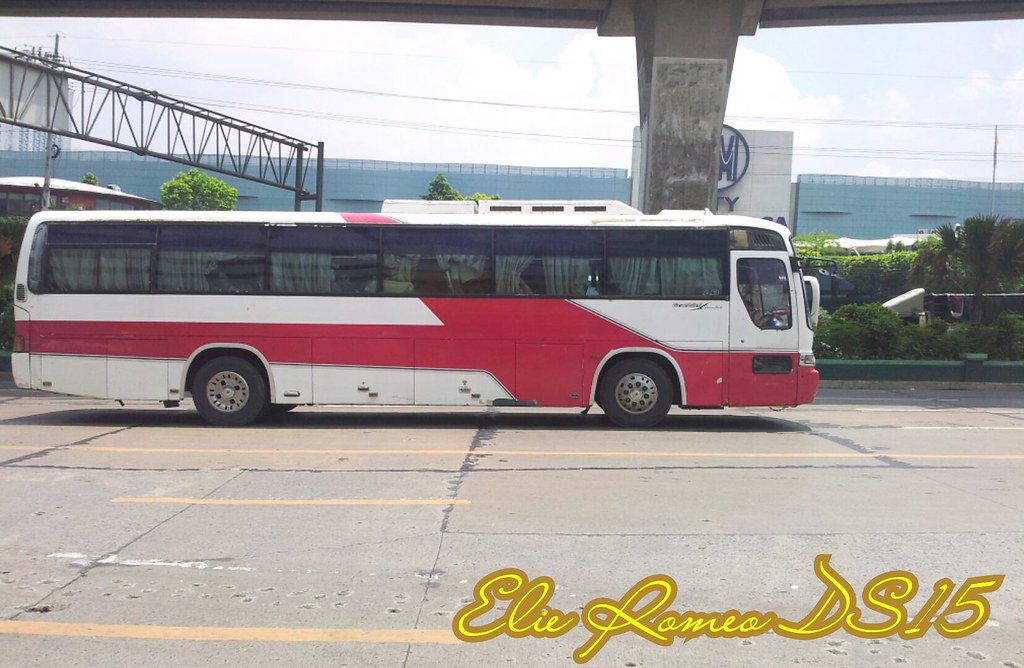 Kia Granbird SDI Greenfield Caught at North EDSA Flickr