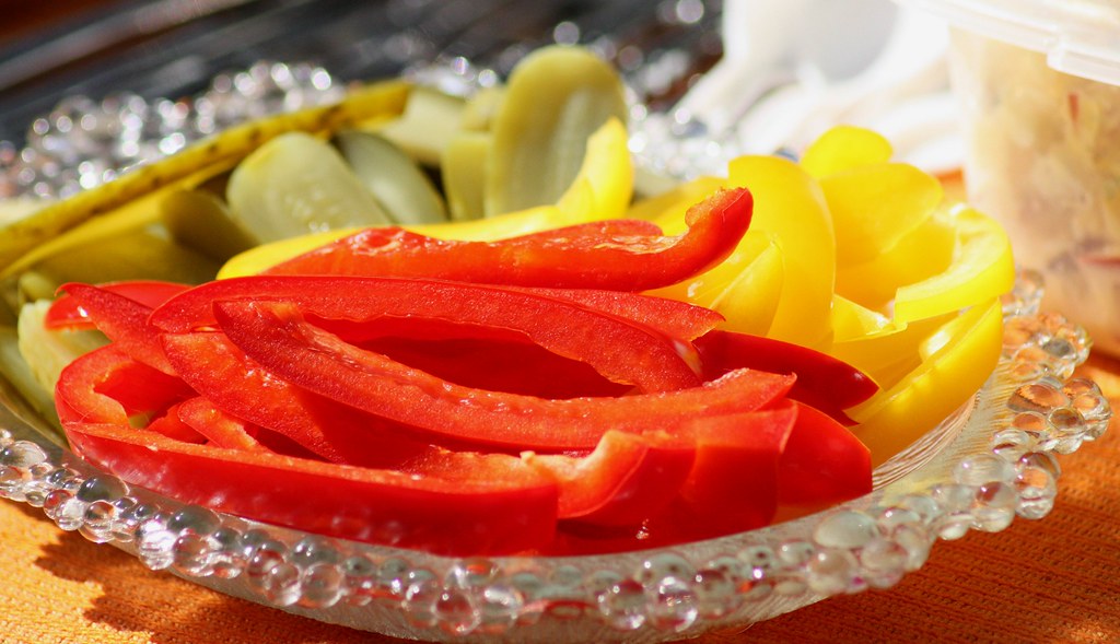Burger fixings Sayward Street, Fernwood, Victoria BC. At t… Flickr