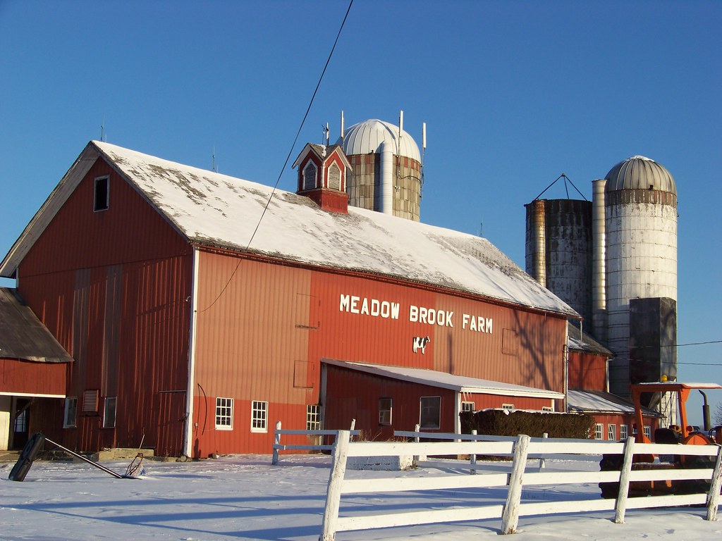 Meadow Brook Barn A barn in Warwick, NY. Richard Flickr