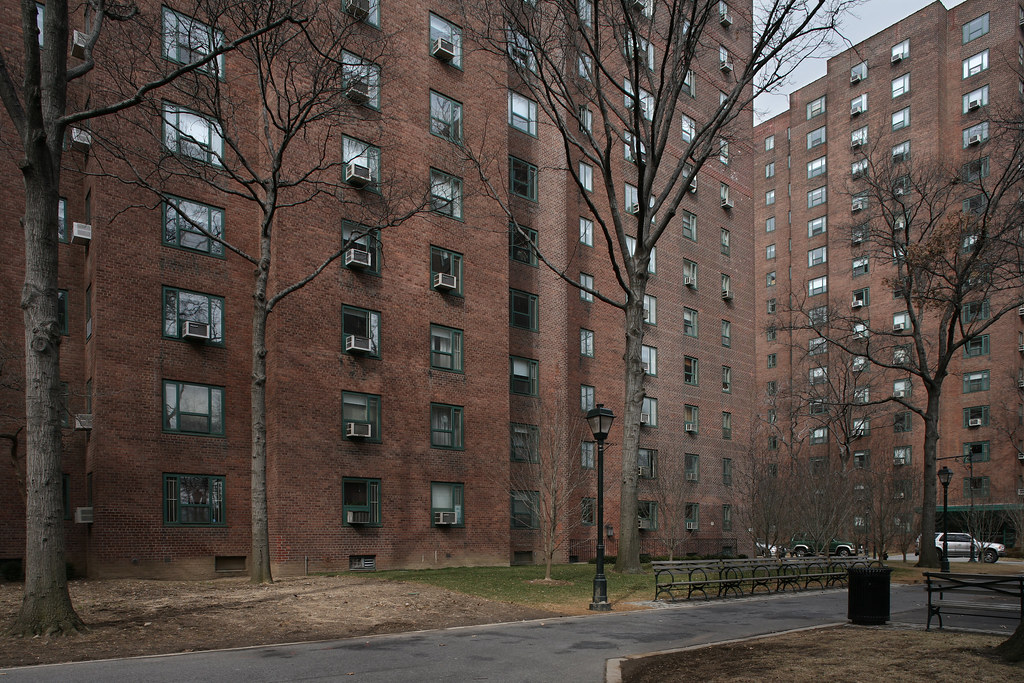 Irwin Clavin, Peter Cooper Village, New York, 1947 Flickr