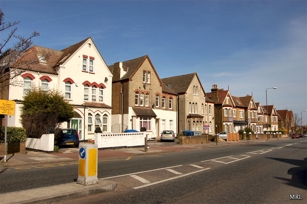Southwood Road, New Eltham, SE9 Looking NorthEast towards… Flickr
