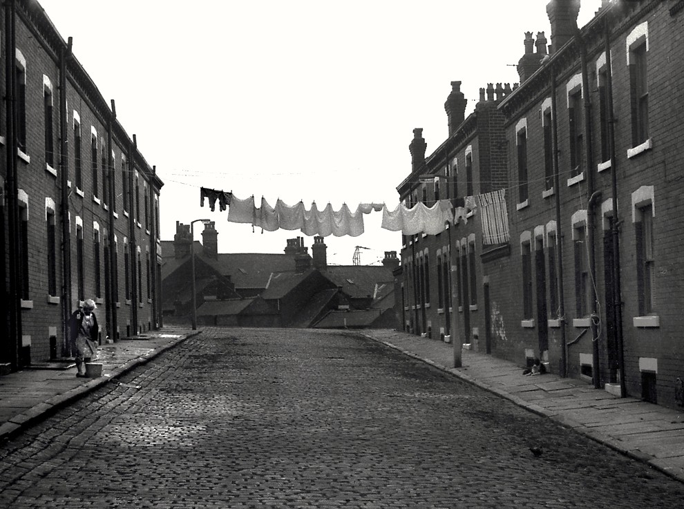 Leeds, Yorkshire UK 1971 Back to back row housing in Leeds… Flickr
