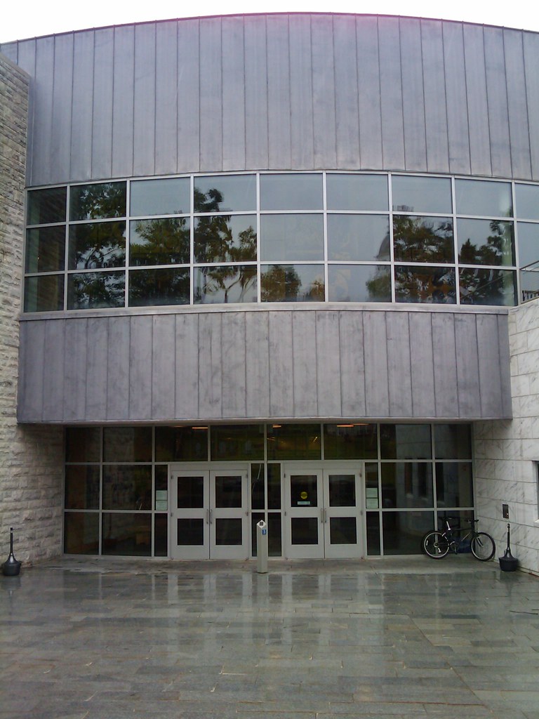 Main Entrance Middlebury College's new library the bigges… Flickr