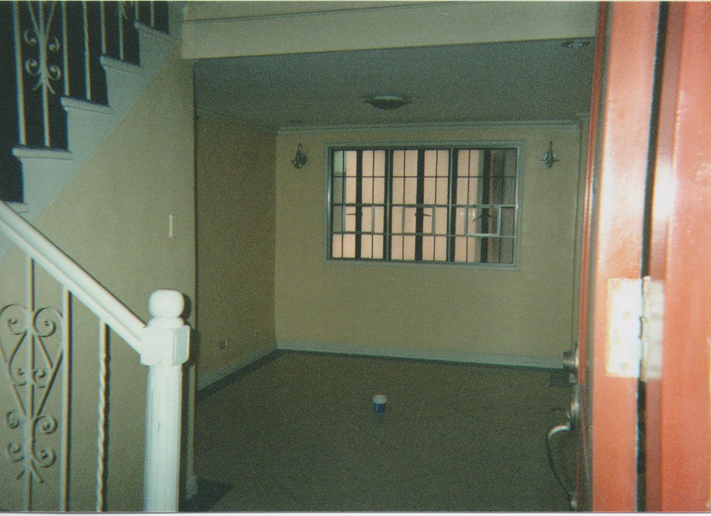 Condo Greenhills Garden Square 59sqm Up/Down 2BR, 2Bath, semi