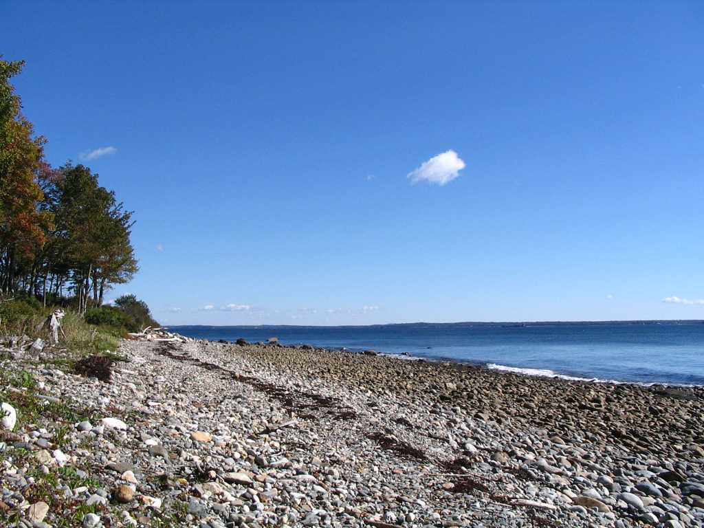 beach_searsport_maine Rocky Beach in Searsport Maine Flickr