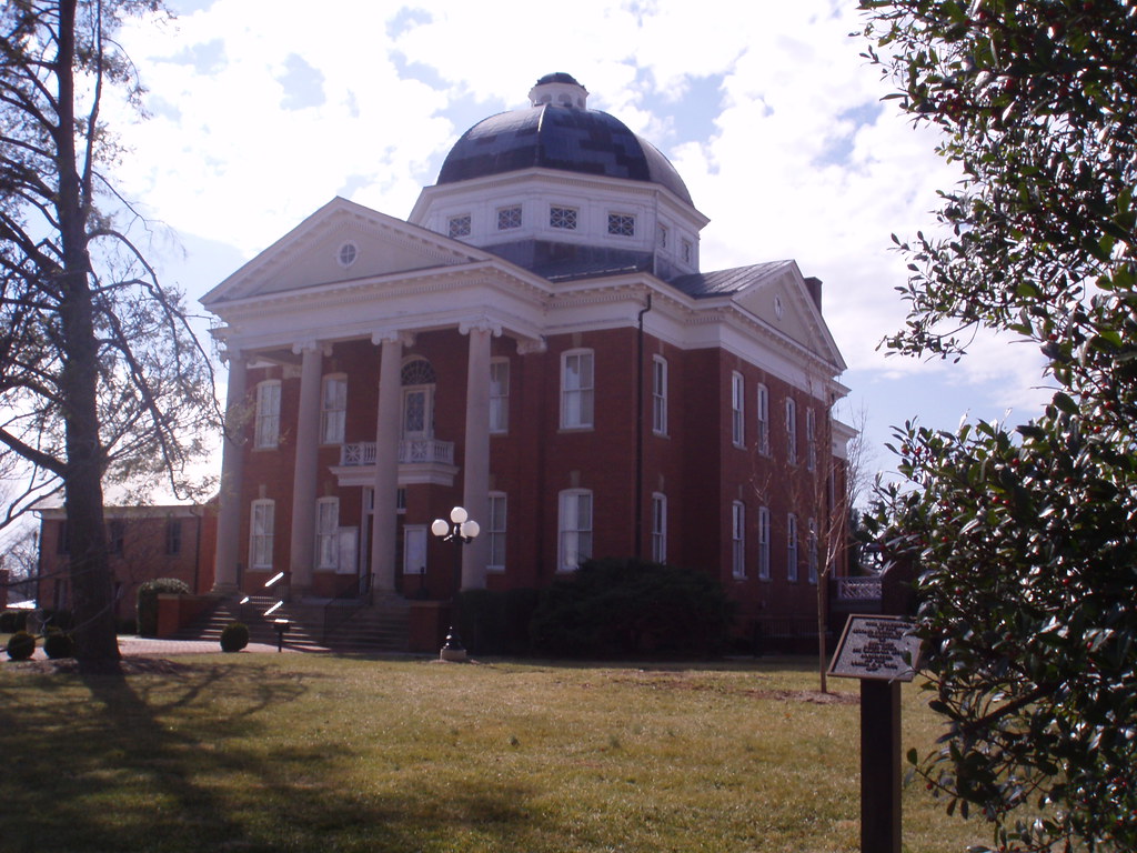 Louisa County Courthouse(VA) Flickr