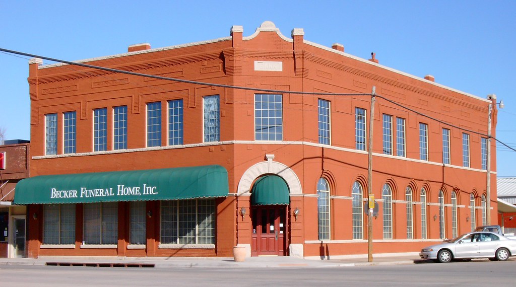 Old Bank (Snyder, Oklahoma) Located on highway 183 in the … Flickr