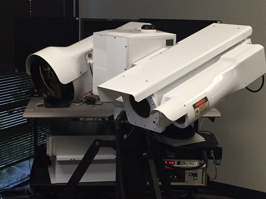 Long Distance Cooled Infrared Thermal Camera EO/IR Rugged Vehicle