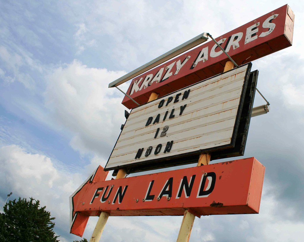 Krazy Acres Fun Land Day triping along the Mississippi Riv… Flickr