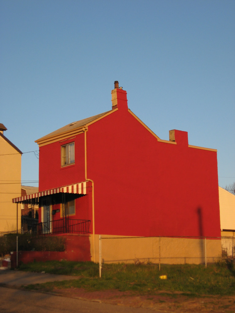 Pittsburgh PA Hill District Red House Sunset on Arcena St… Flickr