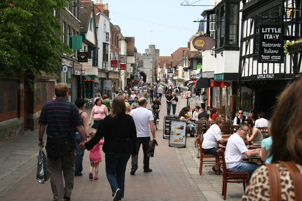 St Peters Street, Canterbury A sunny Whit Sunday morning 2… Flickr