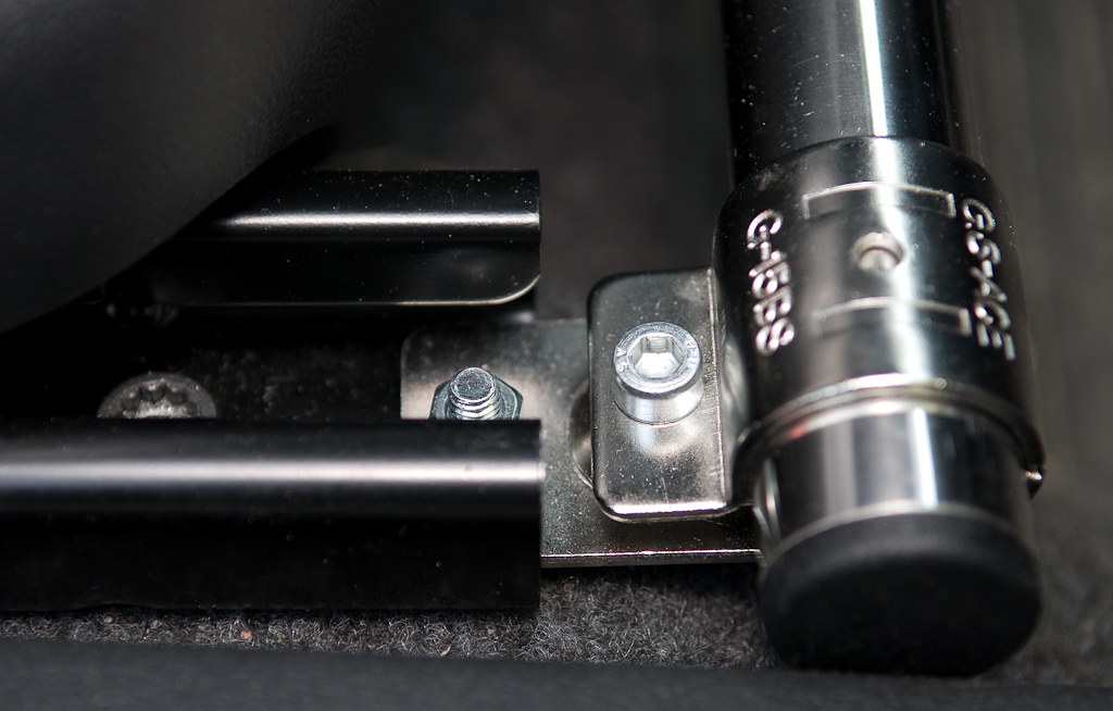 DIY laptop car mount fastening to seat rail Doityourse… Flickr