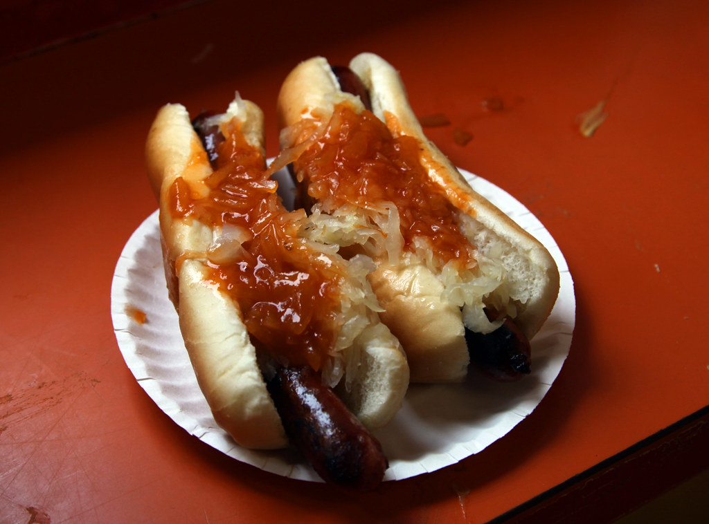 Gray's Papaya dogs The standard Gray's Papaya hot dogs, se… Flickr