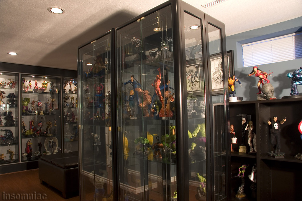 Statue Room This is when I first went to the 4 center cabi… Flickr