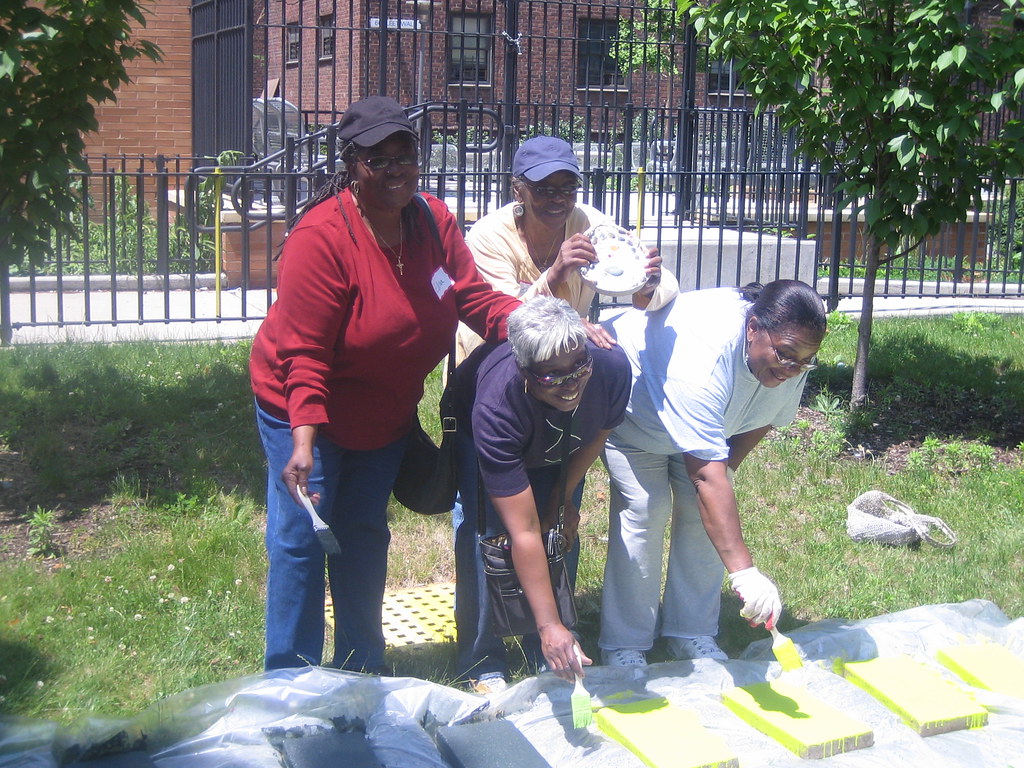 Ingersoll Garden Build 06 03 2009 (113) Myrtle Avenue Brooklyn