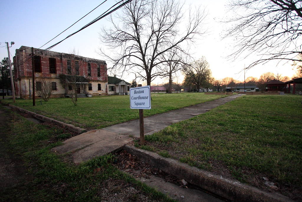Old Courthouse Square Boston, Texas The empty courthouse… Flickr