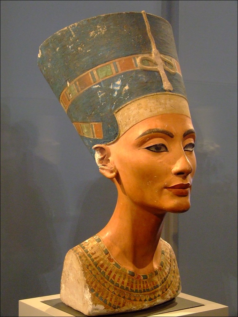 The Nefertiti bust The Nefertiti bust is a 3300yearold p… Flickr