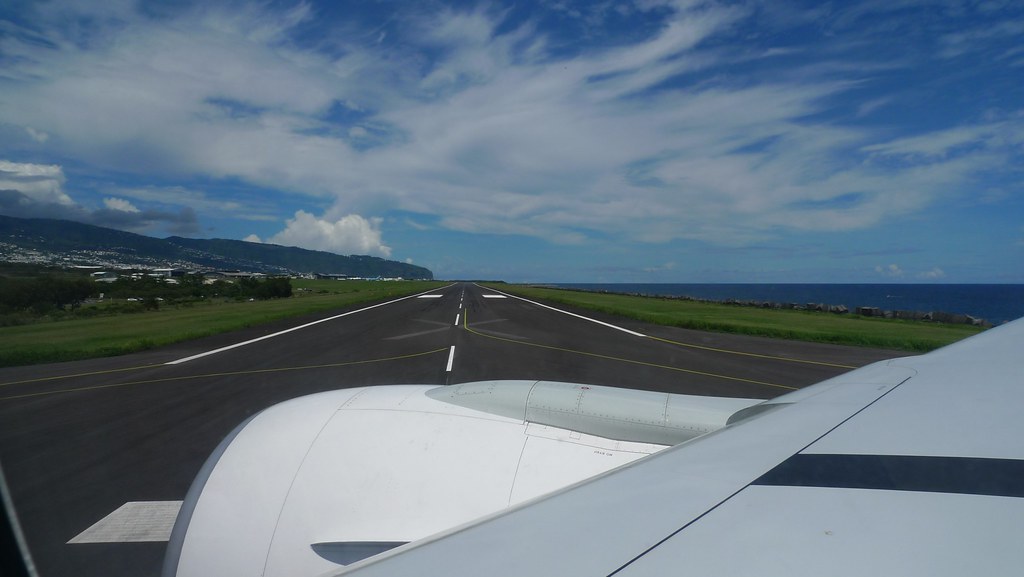 Voyage SaintDenis Orly en boeing 777 06 Photos prises lor… Flickr