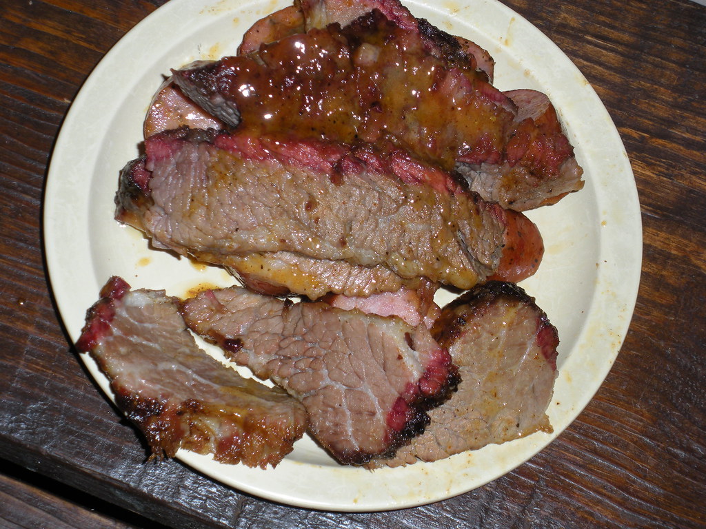 Brisket Salt Lick The first batch of brisket they brough… Flickr